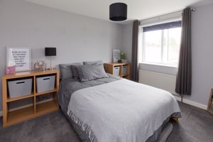 Guest Bedroom - click for photo gallery